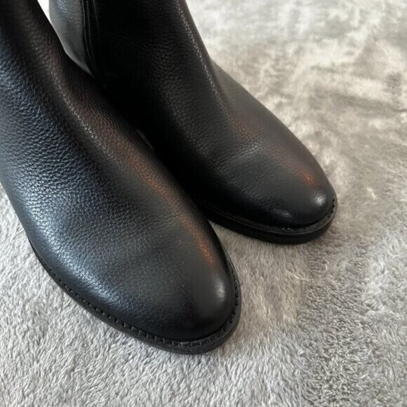 Cole Haan River Chelsea Ankle Boots Black Leather Women's 8 - Picture 3 of 7